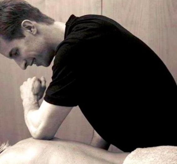 Massage therapist London