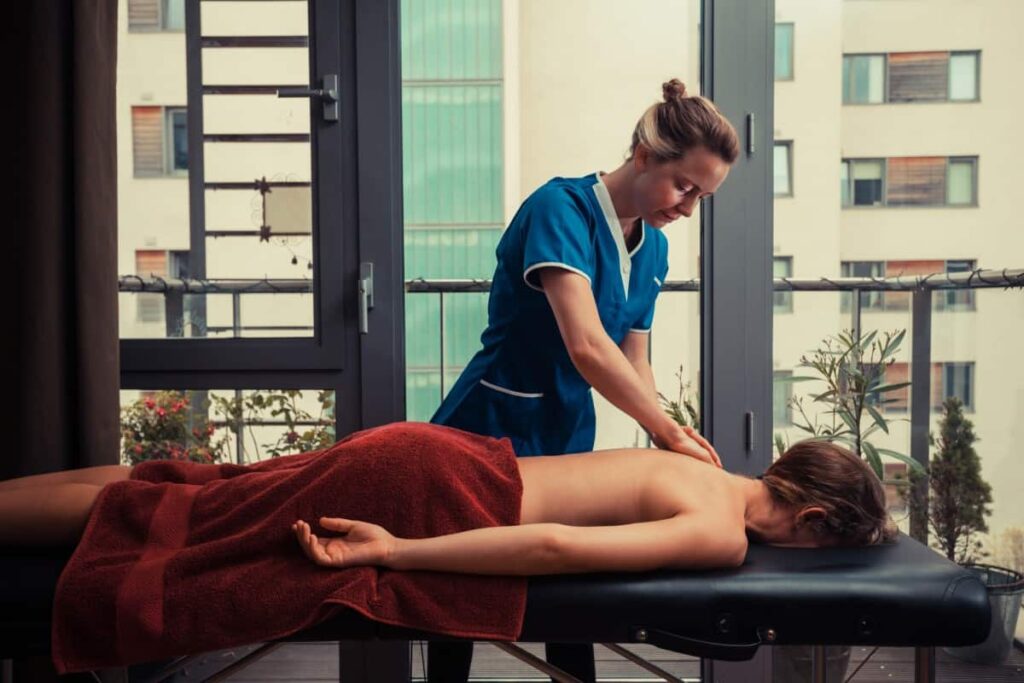 Independent massage therapist in London  