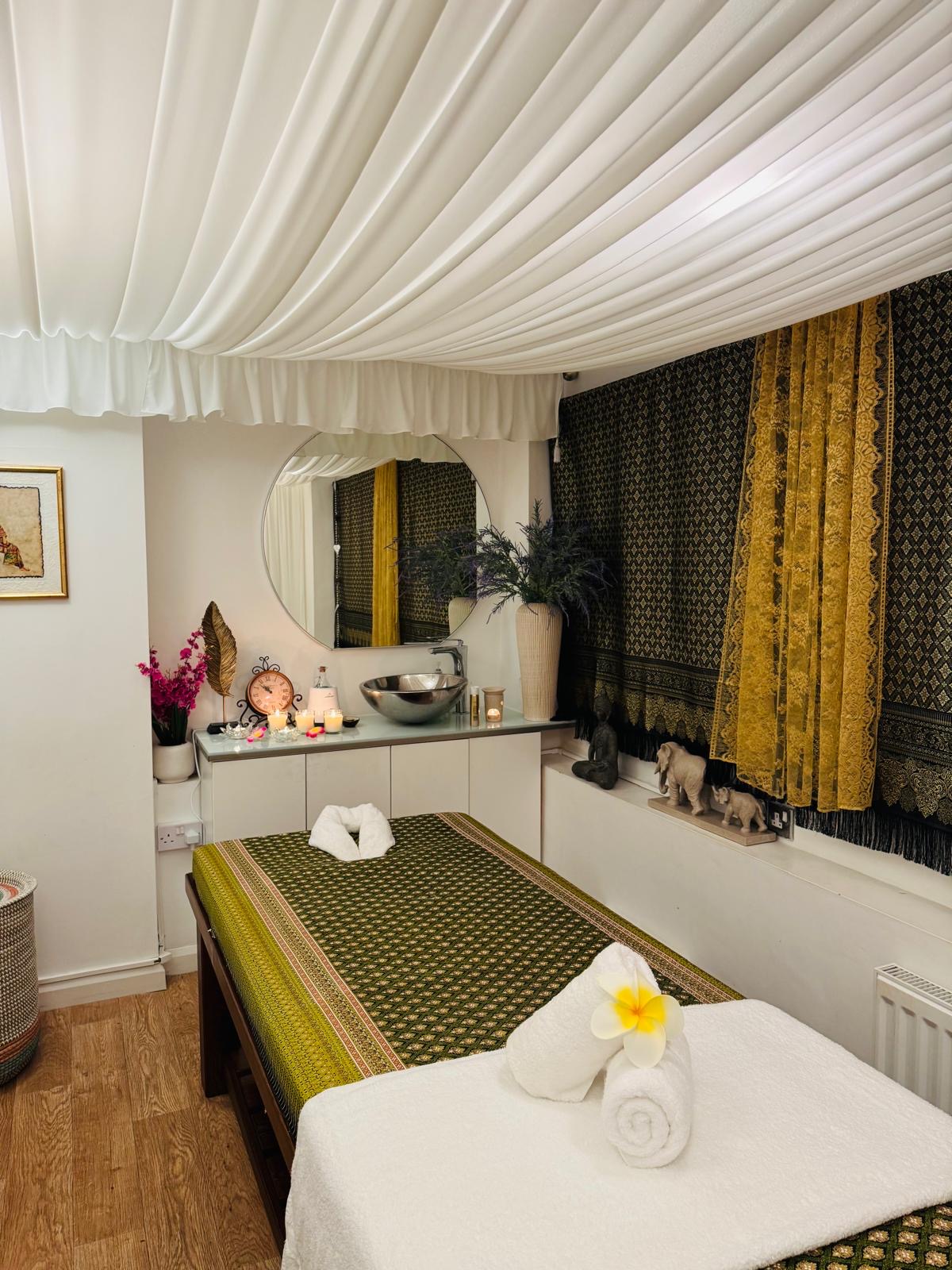 🌿 Authentic Thai Massage in Harrogate – Experience the Art of True Relaxation 🌿